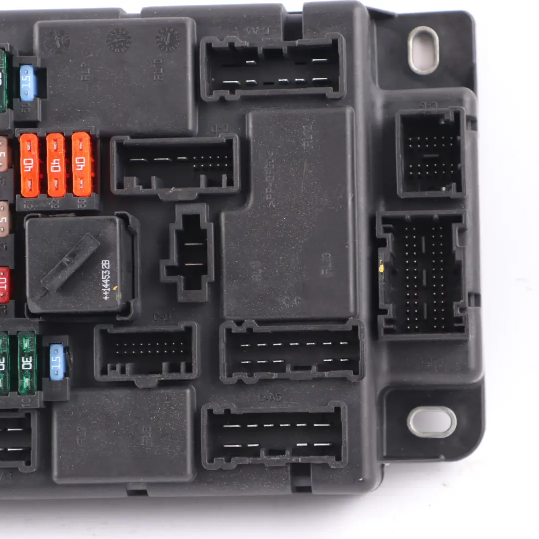 Fuse Distribution Box Mini Countryman R60 Electrical SPEG High to with Part number 9813622 Fuse Distribution Box Mini Countryman R60 Electrical SPEG High - SKU 9813622-2 - Part number 9813622