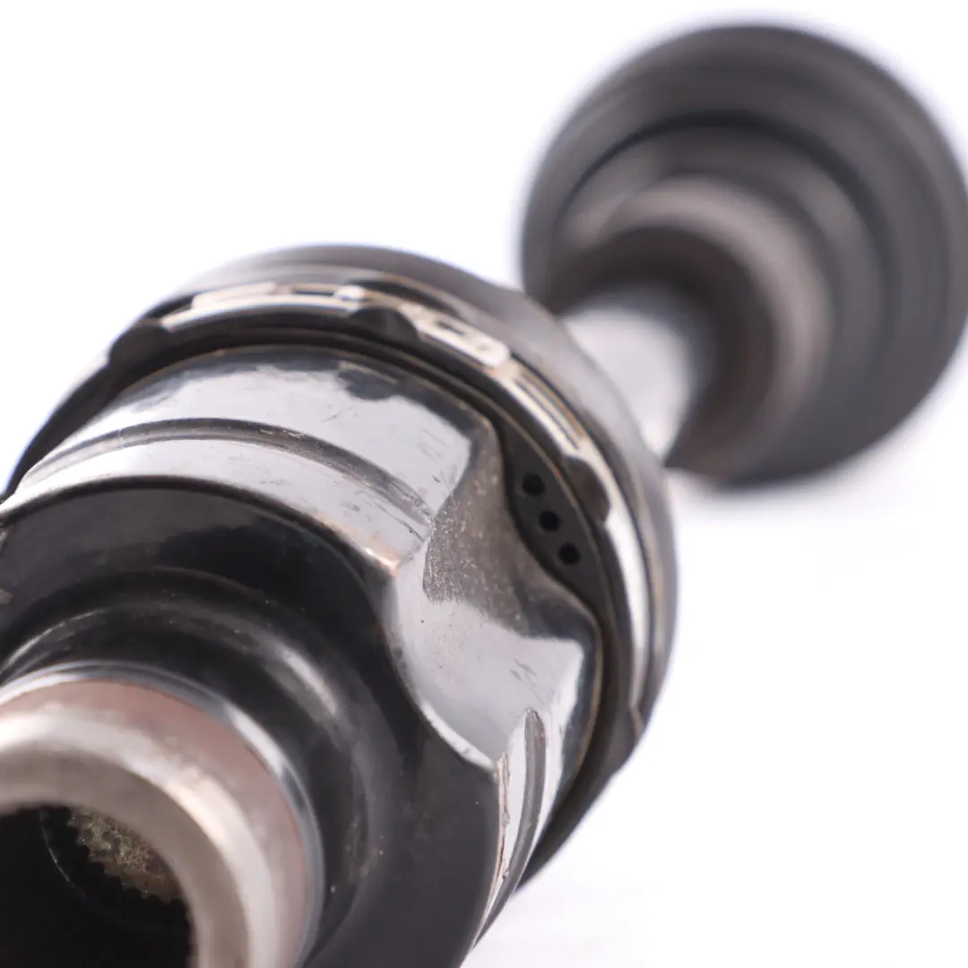 Antriebswelle Ausgangswelle vorne rechts Schaltgetriebe für Mini R60 ALL4 mit Teilenummer 9813712 Mini R60 ALL4 Antriebswelle Ausgangswelle vorne rechts Schaltgetriebe - SKU 9813712 - Teilenummer 9813712