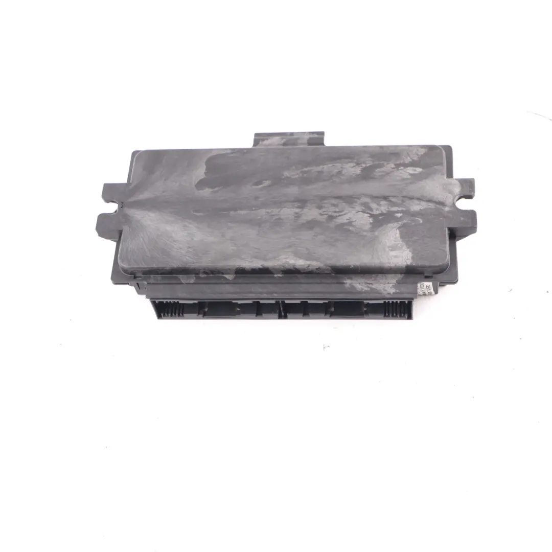 Footwell Light Module High EKS ECU SZT PL3 FRM3R to Mini Cooper One R61 with Part number 9813878 Mini Cooper One R61 Footwell Light Module High EKS ECU SZT PL3 FRM3R - SKU 9813878-1 - Part number 9813878