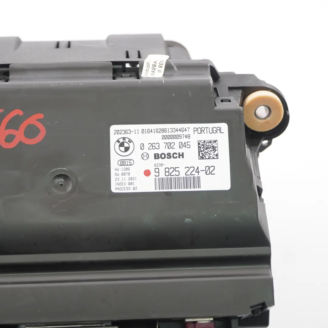 Head-Up Display Hud Project Dash Screen Control Unit to Mini Countryman F60 with Part number 9825224 Mini Countryman F60 Head-Up Display Hud Project Dash Screen Control Unit - SKU 9825224 - Part number 9825224