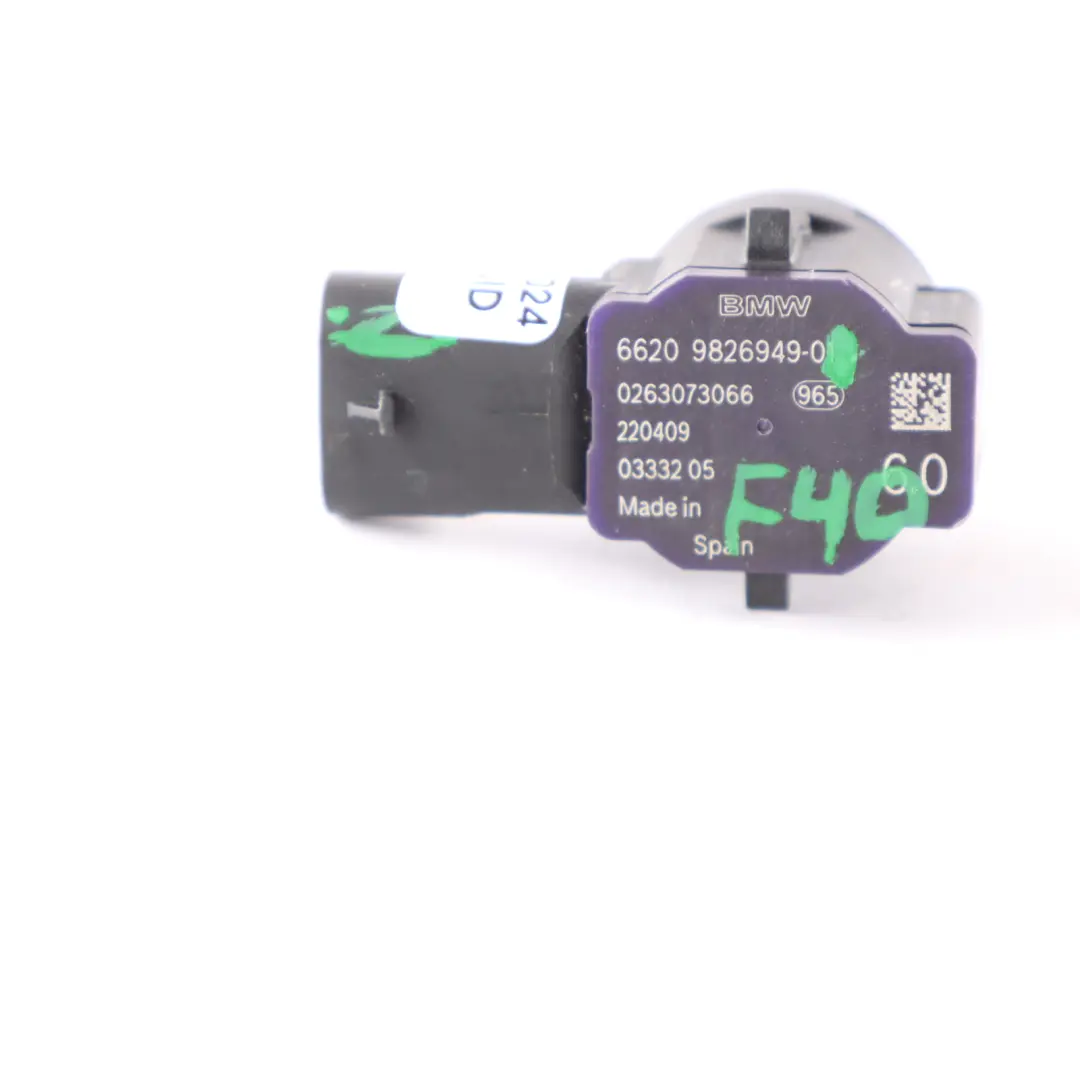Heckstoßstange Parksensor Alpinweiß für BMW F40 mit Teilenummer 9826949 BMW F40 Heckstoßstange Parksensor Alpinweiß - SKU 9826949 - Teilenummer 9826949