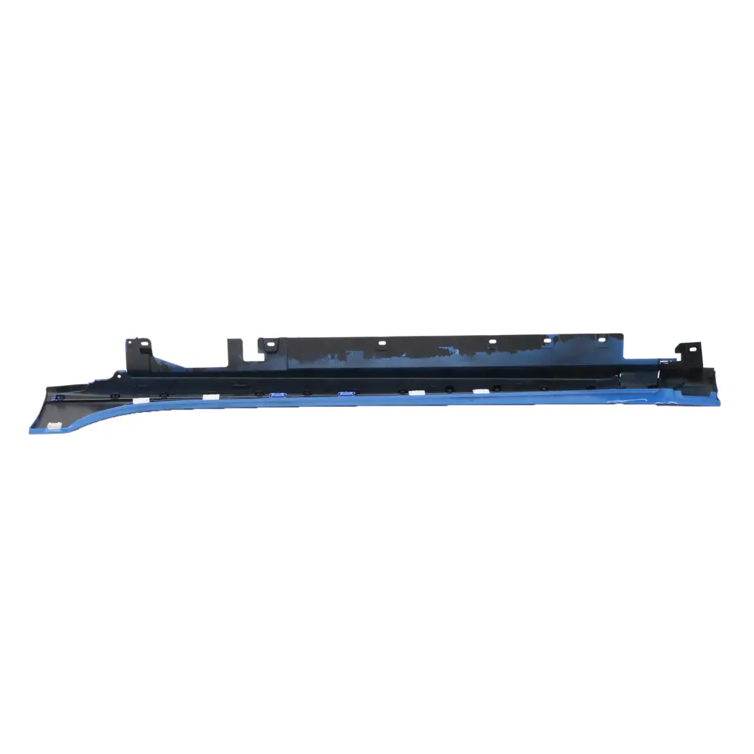 Gonna laterale M Sport Striscia davanzale destra Misano Blue - C1D per BMW F40 con numero di parte 9850692 BMW F40 Gonna laterale M Sport Striscia davanzale destra Misano Blue - C1D - SKU 9850692-MISA - Numero di parte 9850692