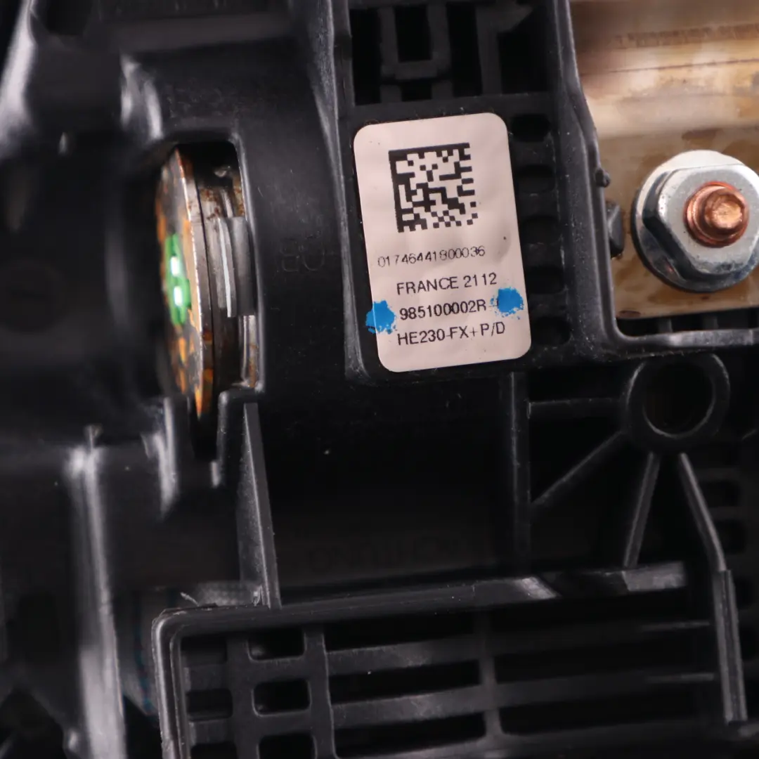 Steering Wheel Air Bag Driver Module Airbag Black to Renault Laguna 3 with Part number 985100002R Renault Laguna 3 Steering Wheel Air Bag Driver Module Airbag Black - SKU 985100002R - Part number 985100002R