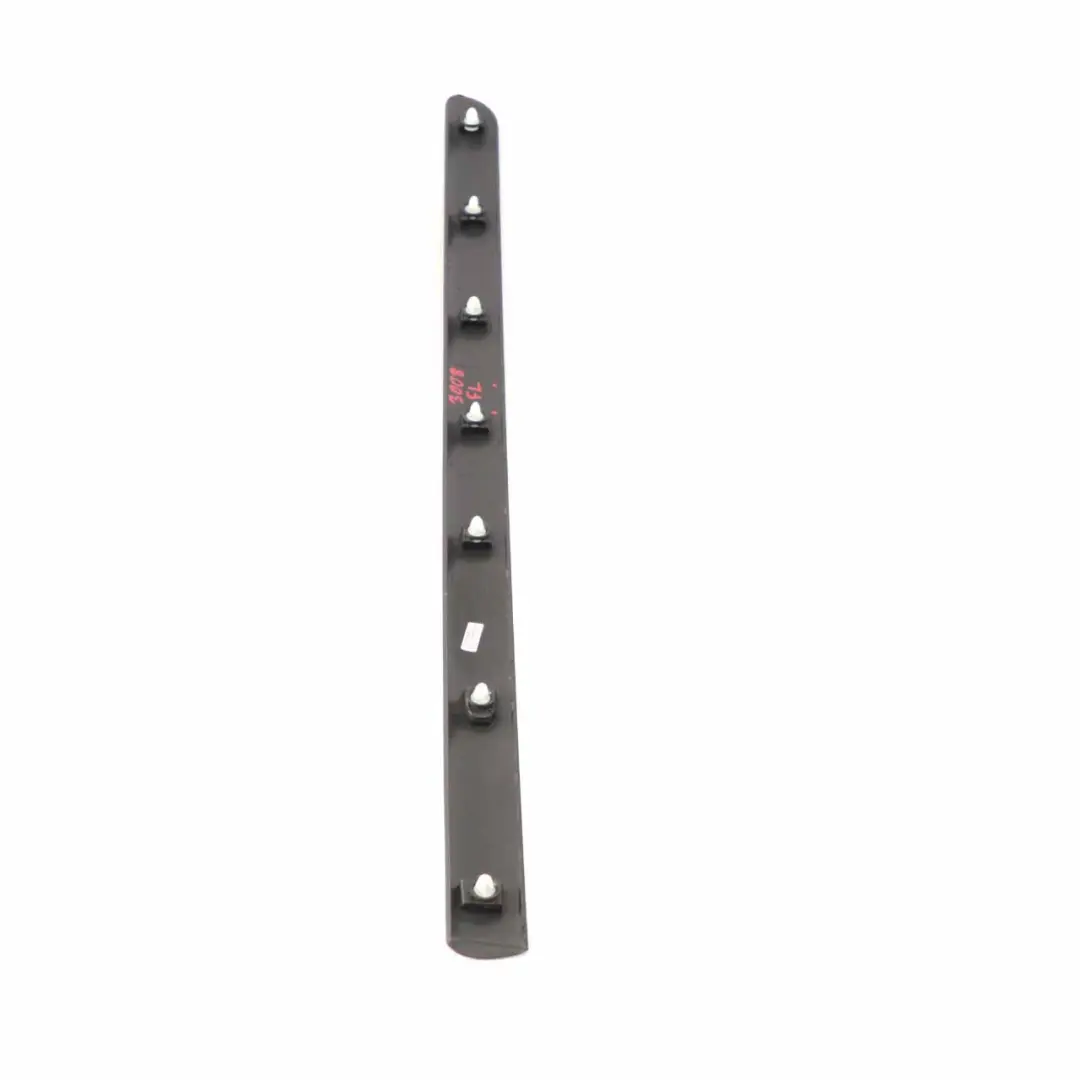 Striscia rivestimento porta anteriore sinistra Modanatura per Peugeot 3008 con numero di parte 98547R02 Peugeot 3008 Striscia rivestimento porta anteriore sinistra Modanatura - SKU 98547R02 - Numero di parte 98547R02