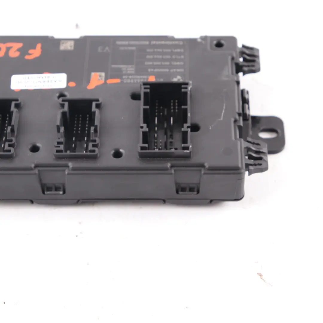 Body Control Unit Module REM Fuse Box to BMW F20 with Part number 9866980 BMW F20 Body Control Unit Module REM Fuse Box - SKU 9866980-1 - Part number 9866980