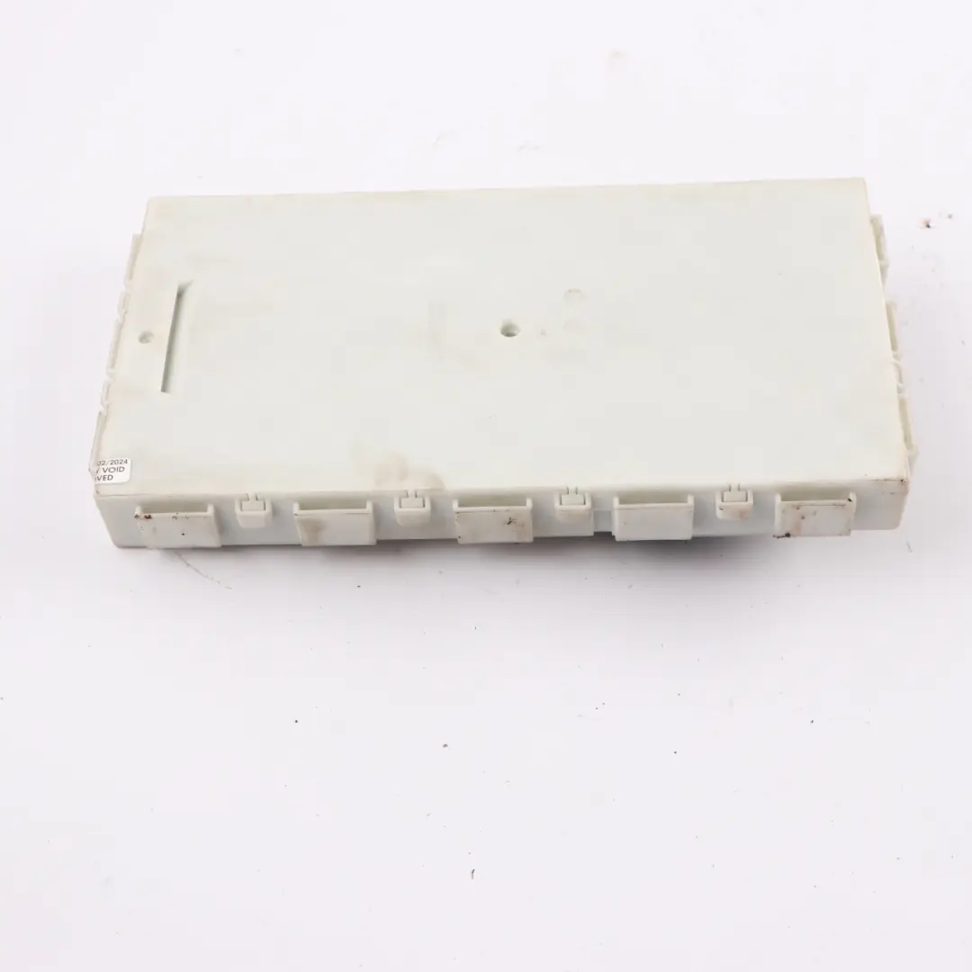 ECU Body Domain Controller BDC Module to Mini Cooper One F54 F55 F56 F60 with Part number 9869887 Mini Cooper One F54 F55 F56 F60 ECU Body Domain Controller BDC Module - SKU 9869887 - Part number 9869887