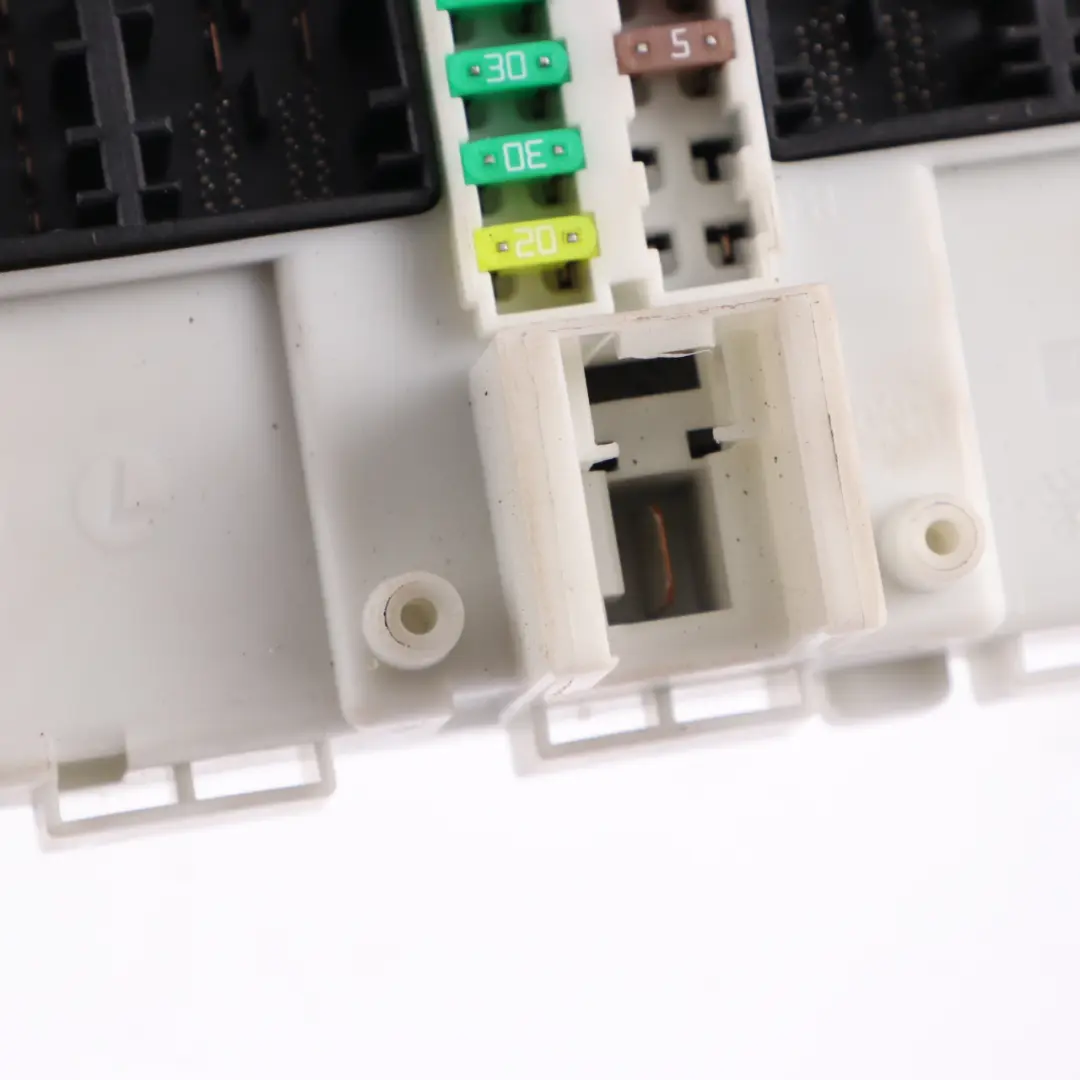 ECU Body Domain Controller BDC Module to Mini Cooper One F54 F55 F56 F60 with Part number 9869887 Mini Cooper One F54 F55 F56 F60 ECU Body Domain Controller BDC Module - SKU 9869887 - Part number 9869887