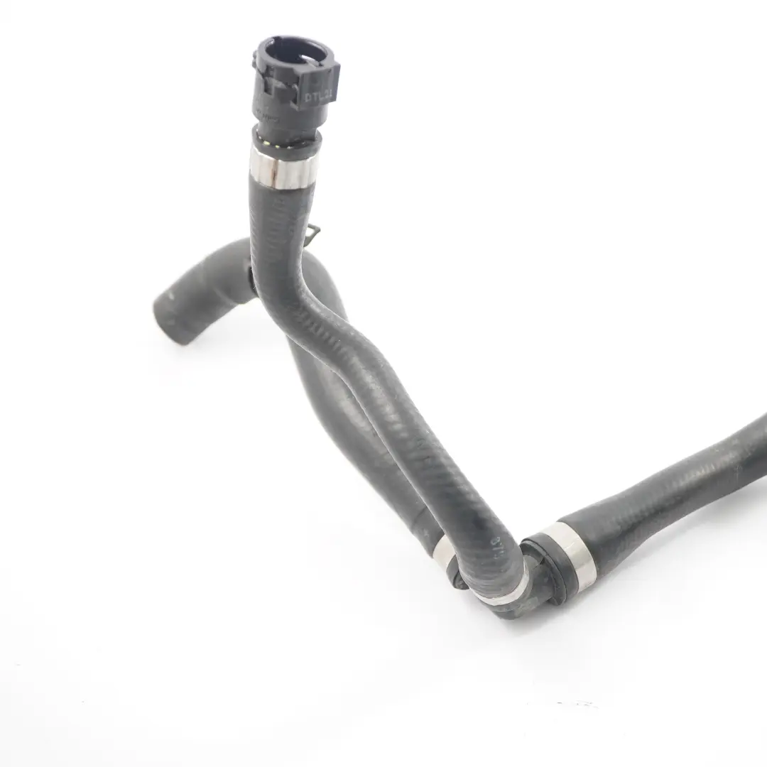 Tuyau d'eau Mini F54 F60 LCI B48E Ligne tuyauterie refroidissement pour à propos du numéro de pièce 9873682 Tuyau d'eau Mini F54 F60 LCI B48E Ligne tuyauterie refroidissement - SKU 9873682 - Numéro de pièce 9873682