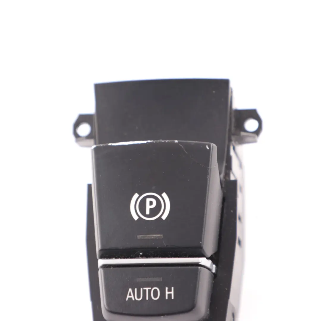 Schalter Parkbremse Taste Auto-Hold 9159997 für BMW F01 F02 LCI F15 mit Teilenummer 9877891 BMW F01 F02 LCI F15 Schalter Parkbremse Taste Auto-Hold 9159997 - SKU 9877891 - Teilenummer 9877891
