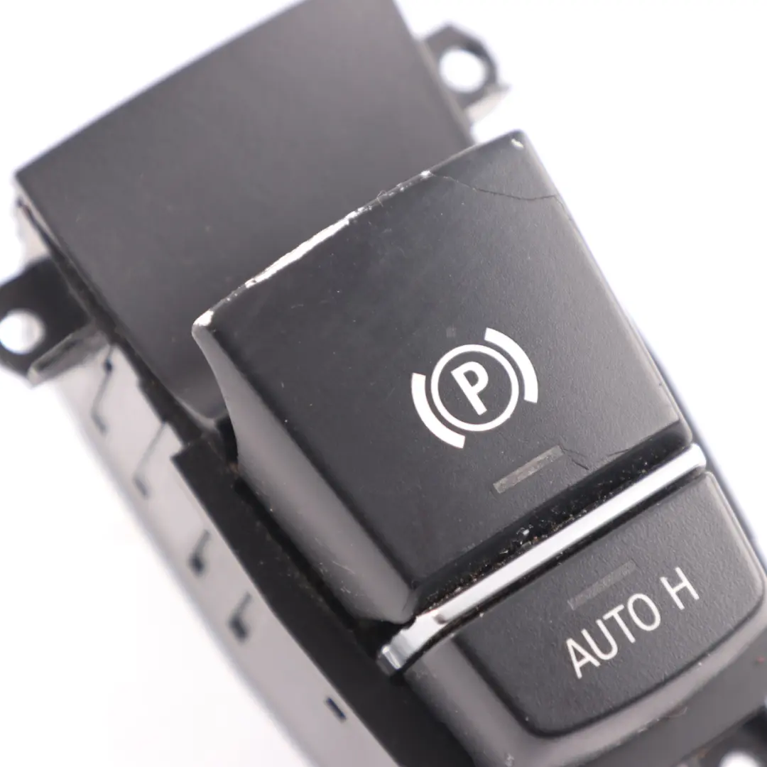 BMW F01 F02 LCI F15 Switch Parking Brake Button Auto-Hold 9159997 - SKU 9877891 - Numéro de pièce 9877891