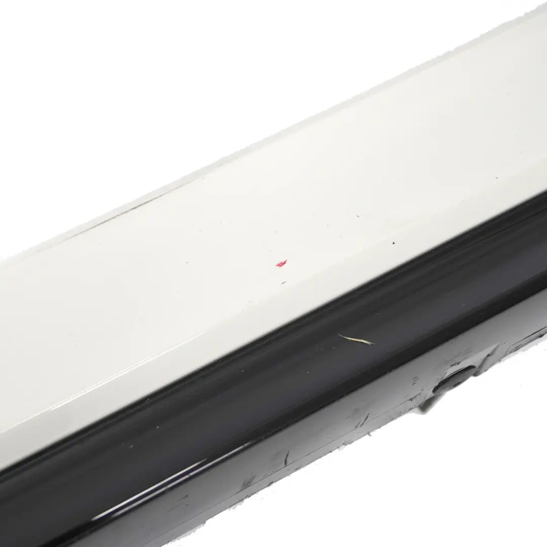 BMW F40 Gonna laterale M Sport Striscia davanzale sinistra Alpinweiss Bianco 300 - SKU 9881574-AW - Numero di parte 9881574