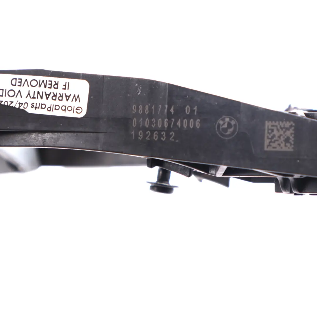 Door Handle Carrier Bracket Carrier Right O/S to BMW X4 G02 X6 G06 G16 G30 with Part number 9881774 BMW X4 G02 X6 G06 G16 G30 Door Handle Carrier Bracket Carrier Right O/S - SKU 9881774 - Part number 9881774