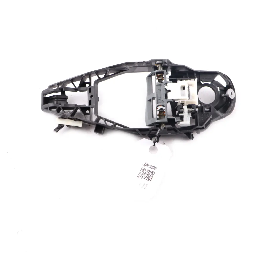 Door Handle Carrier Bracket Carrier Right O/S to BMW X4 G02 X6 G06 G16 G30 with Part number 9881774 BMW X4 G02 X6 G06 G16 G30 Door Handle Carrier Bracket Carrier Right O/S - SKU 9881774 - Part number 9881774