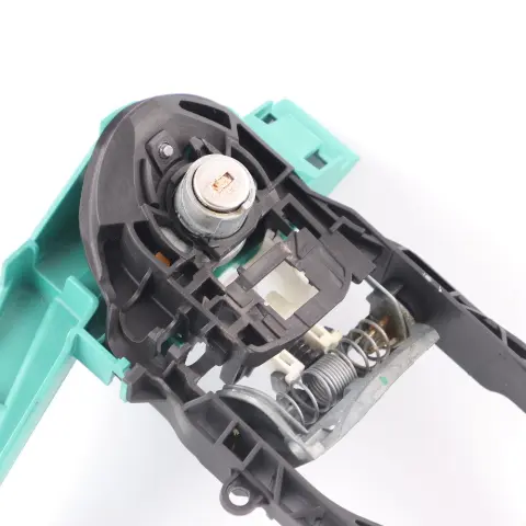 Wspornik Klamki Drzwi Przedni Prawy do BMW F40 F44 G20 o numerze 9881778 BMW F40 F44 G20 Wspornik Klamki Drzwi Przedni Prawy - SKU 9881778 - Numer Części 9881778