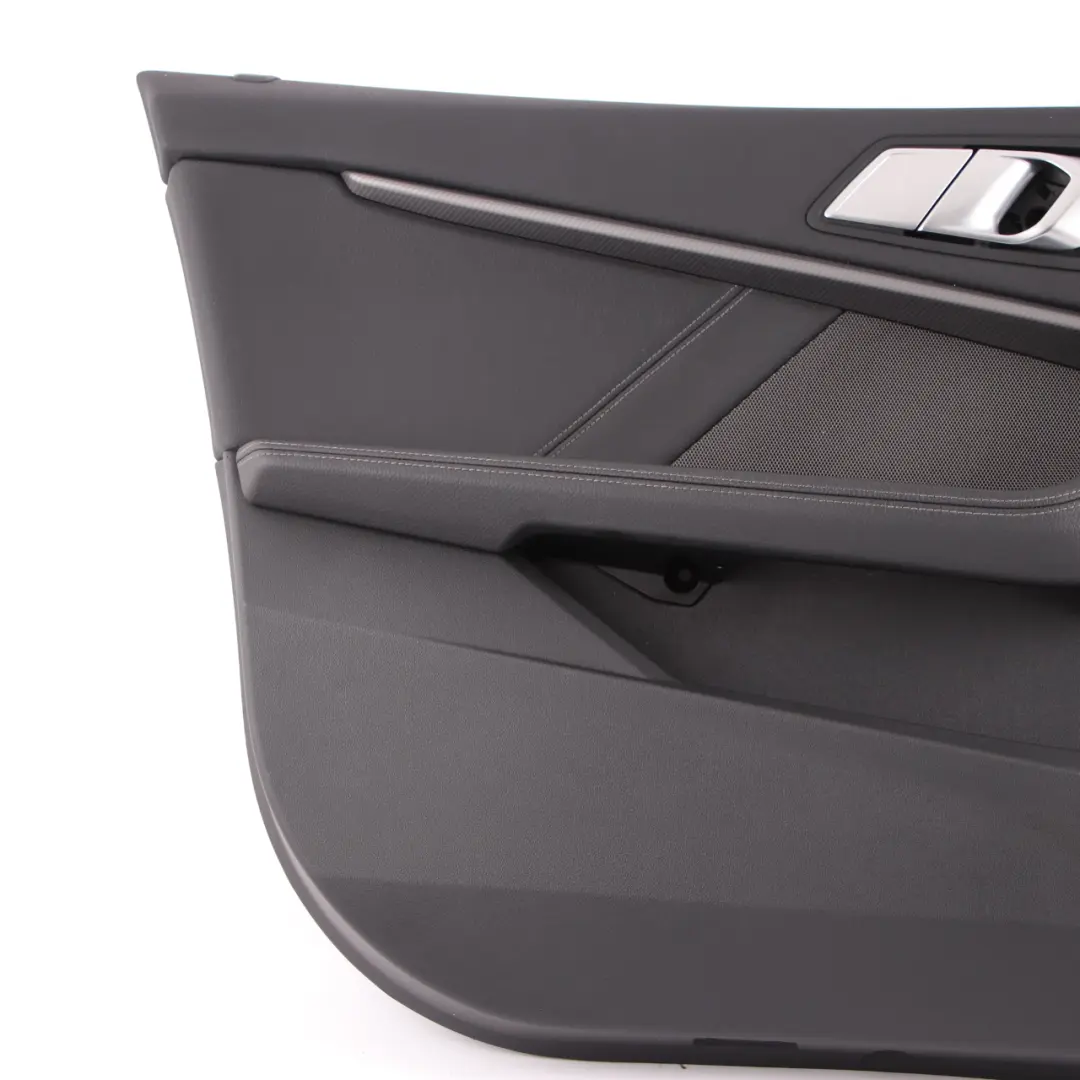 Scheda Porta Anteriore Sinistra Rivestimento Pelle Traforata Nera Dakota per BMW F40 con numero di parte 9893815 BMW F40 Scheda Porta Anteriore Sinistra Rivestimento Pelle Traforata Nera Dakota - SKU 9893815 - Numero di parte 9893815