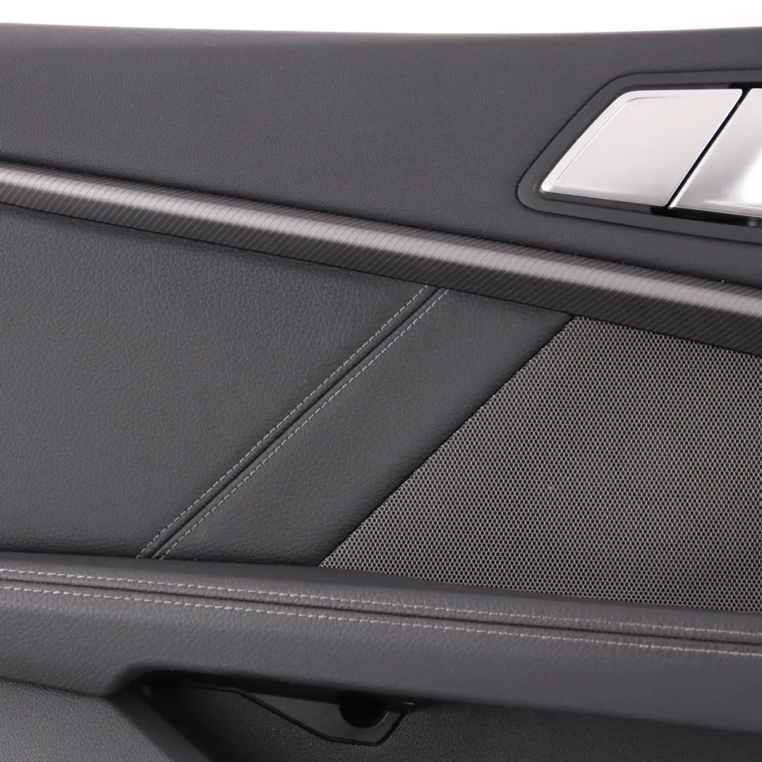 Tarjeta Puerta Delantera Izquierda Forro Guarnición Cuero Negro Dakota para BMW F40 con número de pieza 9893815 BMW F40 Tarjeta Puerta Delantera Izquierda Forro Guarnición Cuero Negro Dakota - SKU 9893815 - Número de pieza 9893815