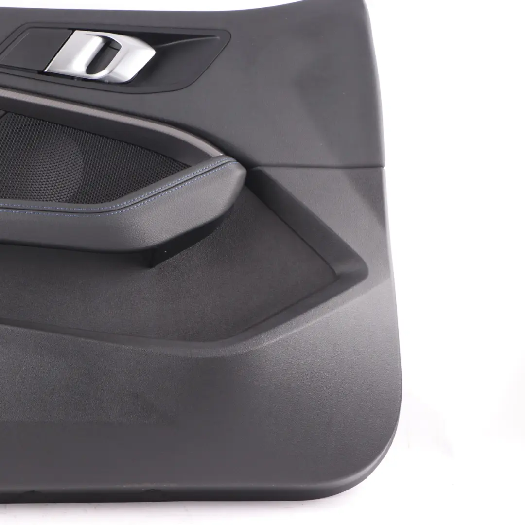 Scheda Porta Anteriore Sinistra Rivestimento Traforata Dakota Nero per BMW F40 con numero di parte 9893821 BMW F40 Scheda Porta Anteriore Sinistra Rivestimento Traforata Dakota Nero - SKU 9893821 - Numero di parte 9893821