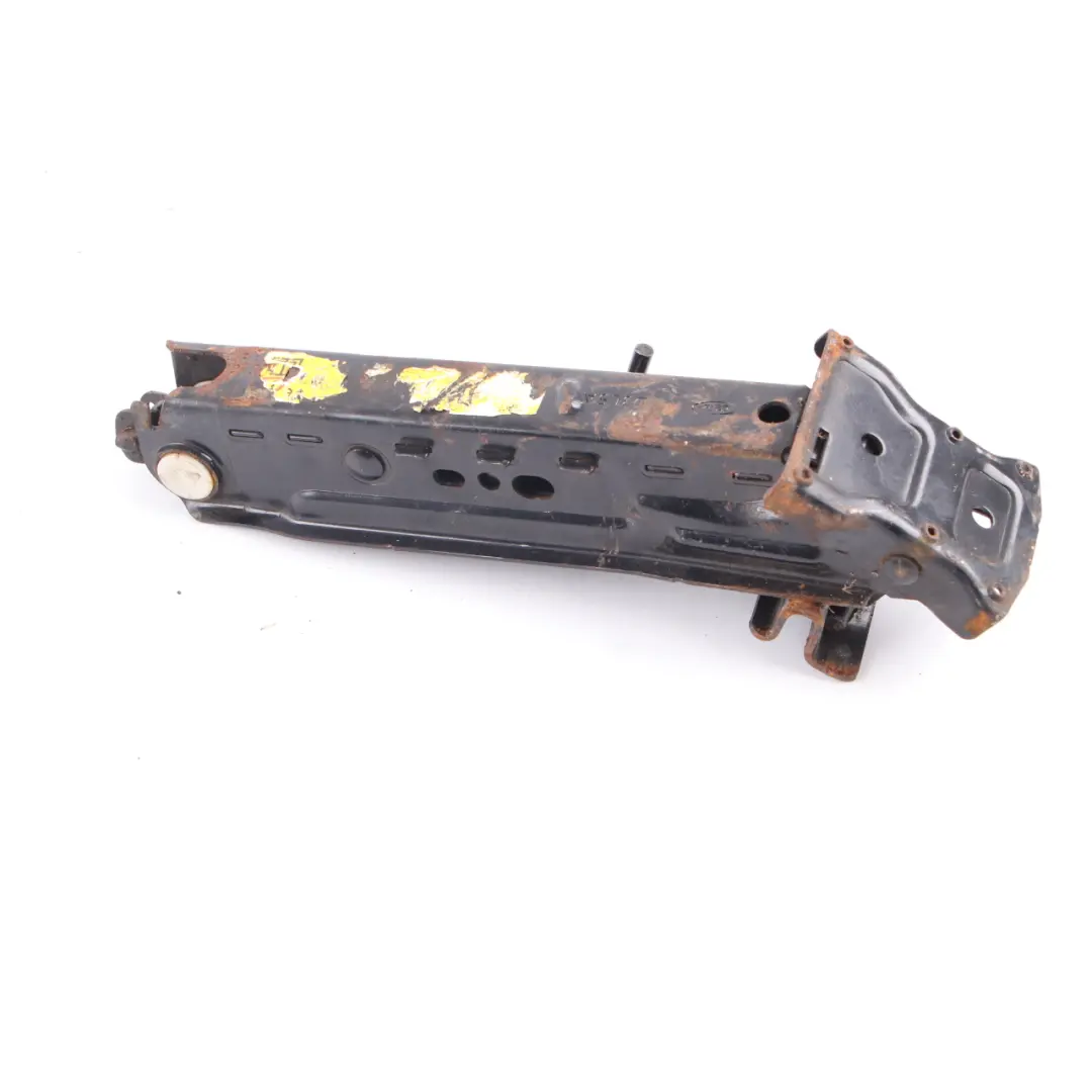 Lewarek Podnośnik Awaryjny do Ford Focus Fiesta Ka Mondeo o numerze 98AB-17080-DB Ford Focus Fiesta Ka Mondeo Lewarek Podnośnik Awaryjny - SKU 98AB-17080-DB - Numer Części 98AB-17080-DB