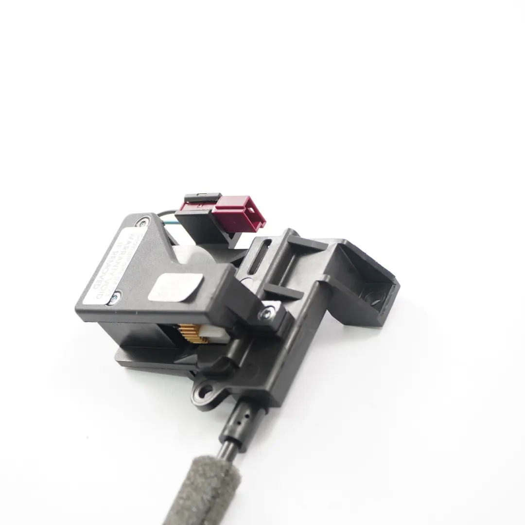 Parcela Estante Actuador Compartimiento Trasero Izquierdo para BMW E91 con número de pieza 9918004051 BMW E91 Parcela Estante Actuador Compartimiento Trasero Izquierdo - SKU 9918004051 - Número de pieza 9918004051