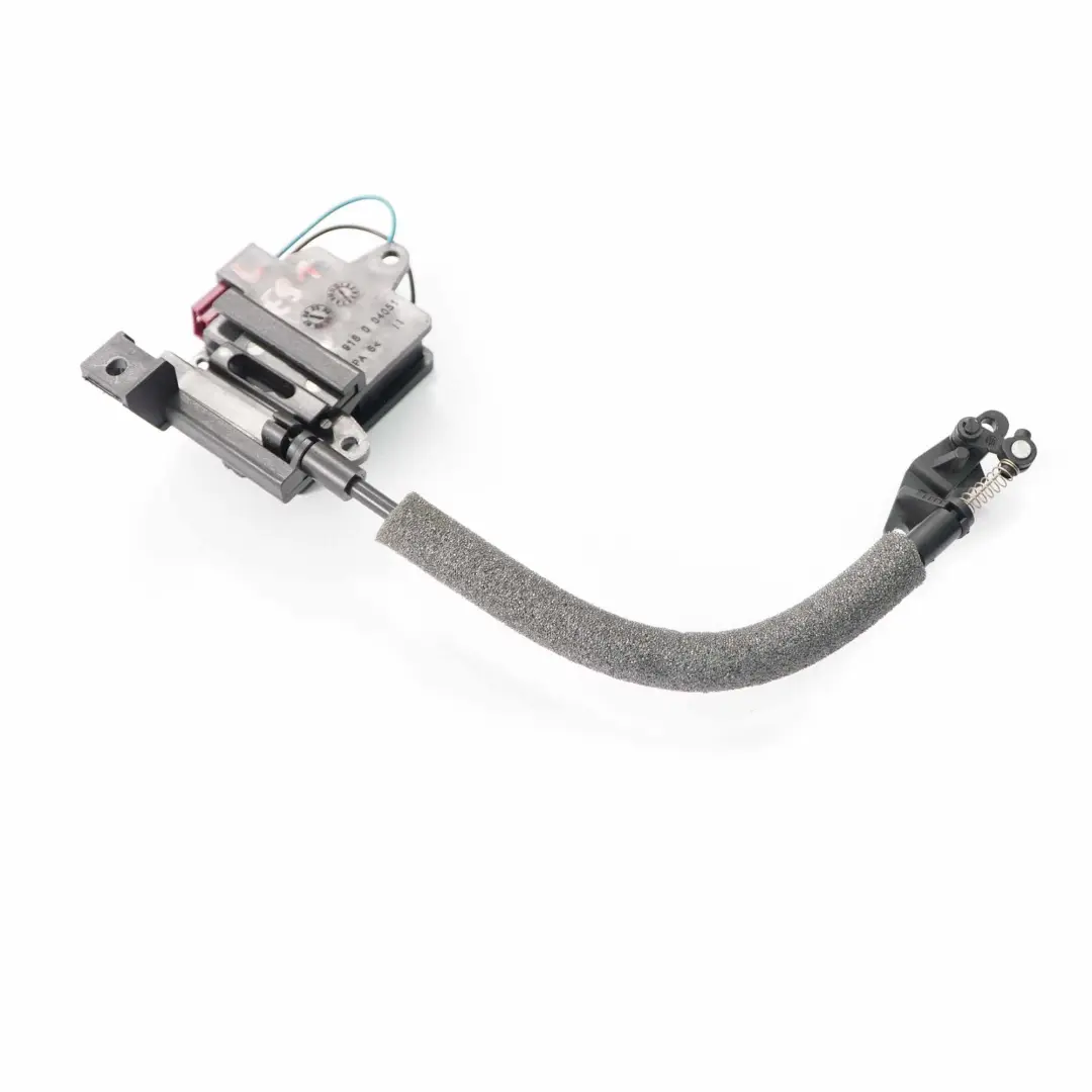 Parcel Shelf Actuator Compartment Rear Left N/S Motor Boot to BMW E91 with Part number 9918004051 BMW E91 Parcel Shelf Actuator Compartment Rear Left N/S Motor Boot - SKU 9918004051 - Part number 9918004051