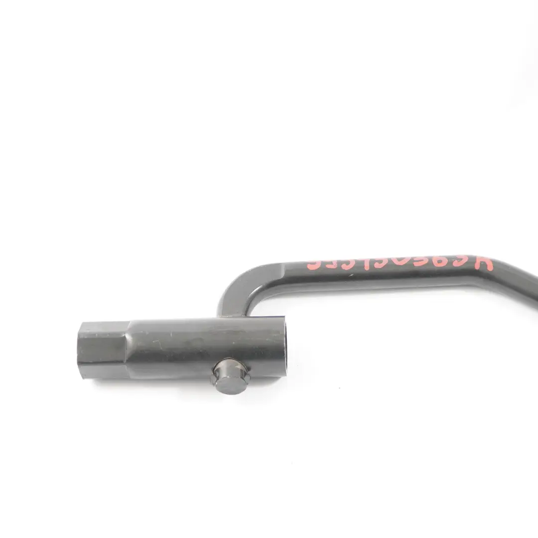 Clé roue Outil Ecrou roue Support pour Renault Trafic 3 Opel Vivaro B à propos du numéro de pièce 995450363R Renault Trafic 3 Opel Vivaro B Clé roue Outil Ecrou roue Support - SKU 995450363R - Numéro de pièce 995450363R