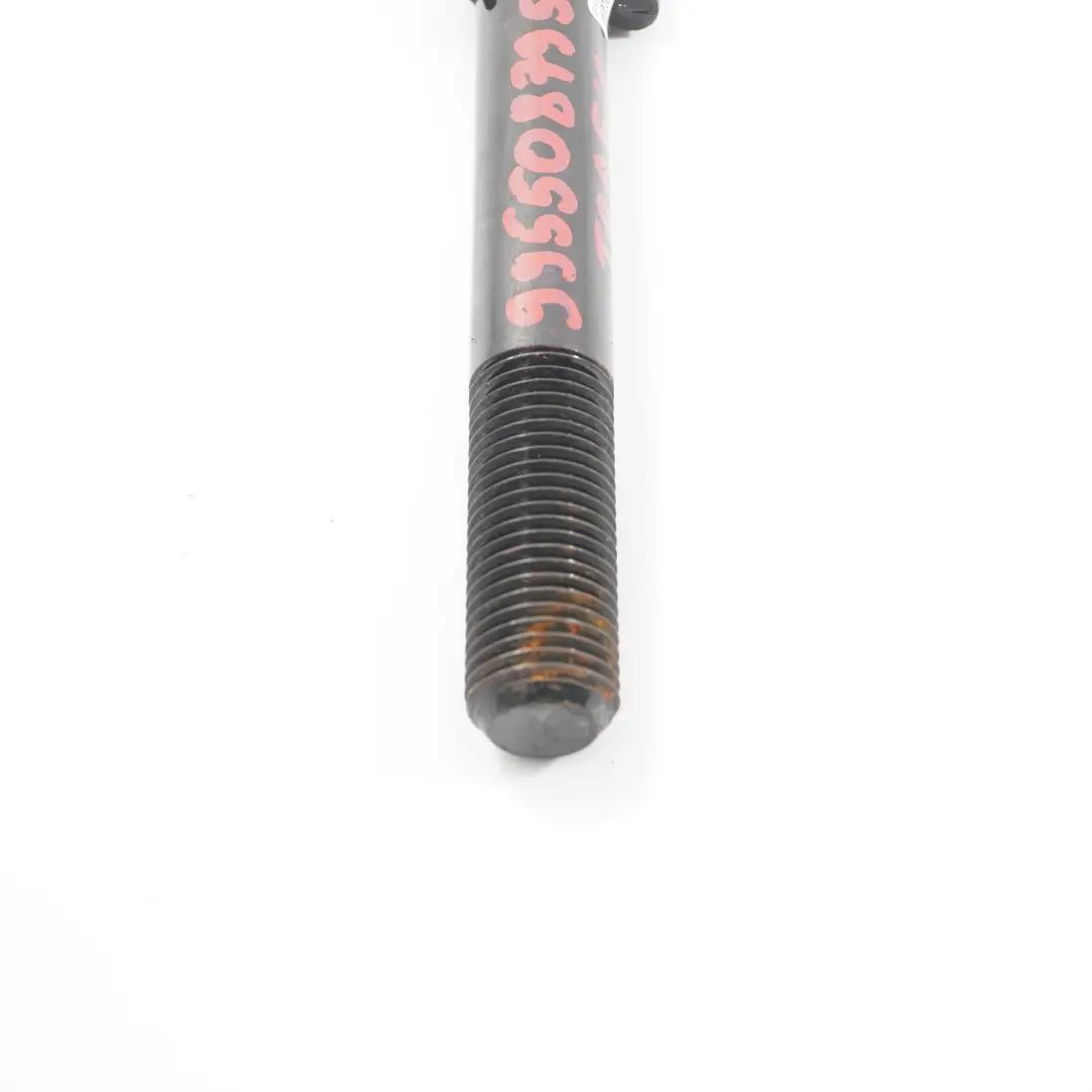 Anneau remorquage Crochet remorquage pour Renault Trafic 3 Opel Vivaro B à propos du numéro de pièce 995508795R Renault Trafic 3 Opel Vivaro B Anneau remorquage Crochet remorquage - SKU 995508795R-1 - Numéro de pièce 995508795R