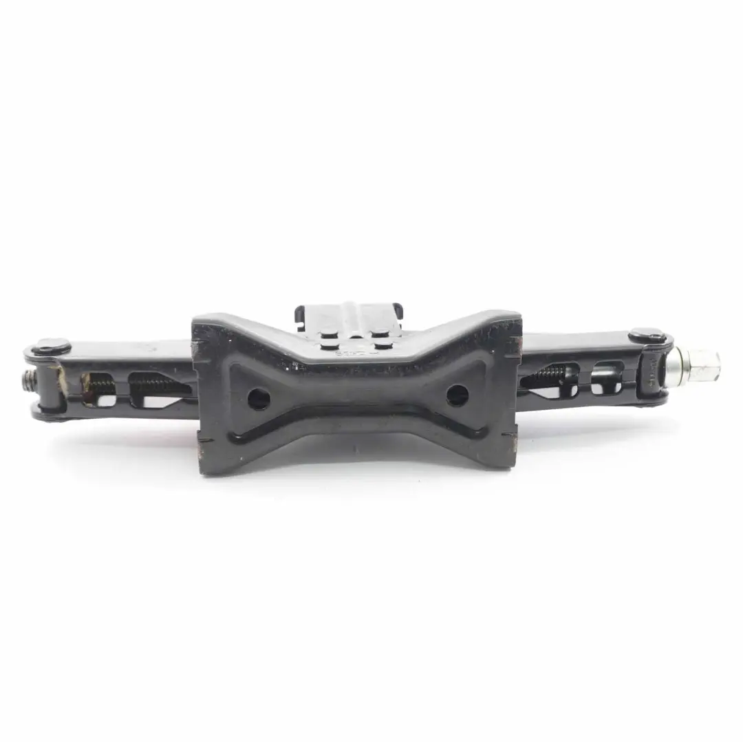 Renault Trafic III Car Lifting Jack Emergency Tool Kit - SKU 995508795R - Part number 995508795R