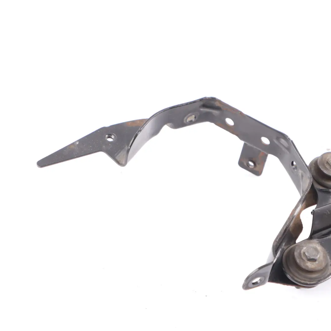 Renault Trafic 3 Power Steering Pump Bracket Holder Mount Carrier - SKU 996943370R - Part number 996943370R