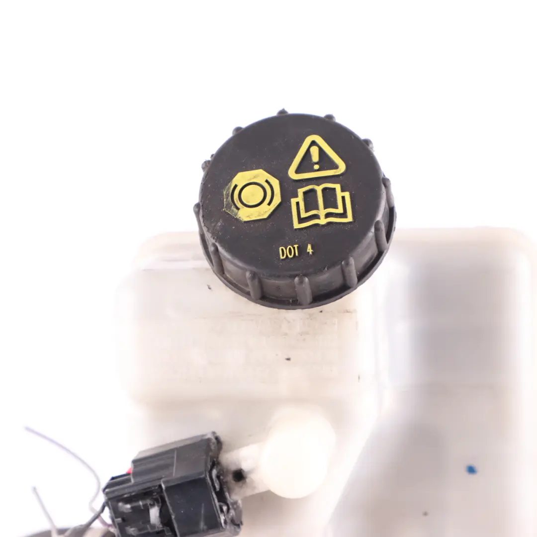 Brake Servo Brake Booster Power Assist Master Cylinder to Ford Transit MK7 2.2 TDCi with Part number 9C11-2B195-CB Ford Transit MK7 2.2 TDCi Brake Servo Brake Booster Power Assist Master Cylinder - SKU 9C11-2B195-CB - Part number 9C11-2B195-CB