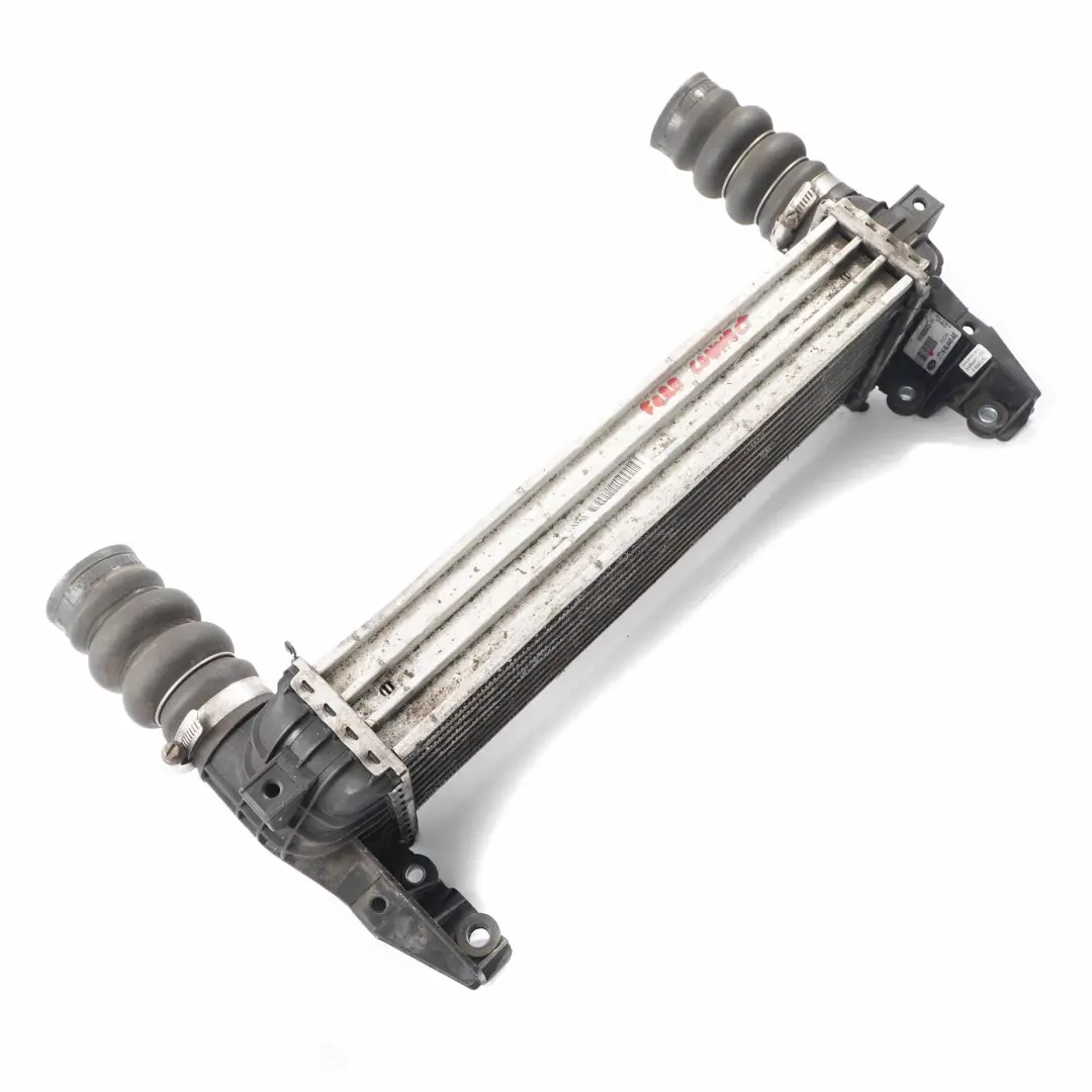 Refroidisseur d'air suralimentation diesel pour Ford Transit Intercooler à propos du numéro de pièce 9L440AE Ford Transit Intercooler Refroidisseur d'air suralimentation diesel - SKU 9L440AE - Numéro de pièce 9L440AE