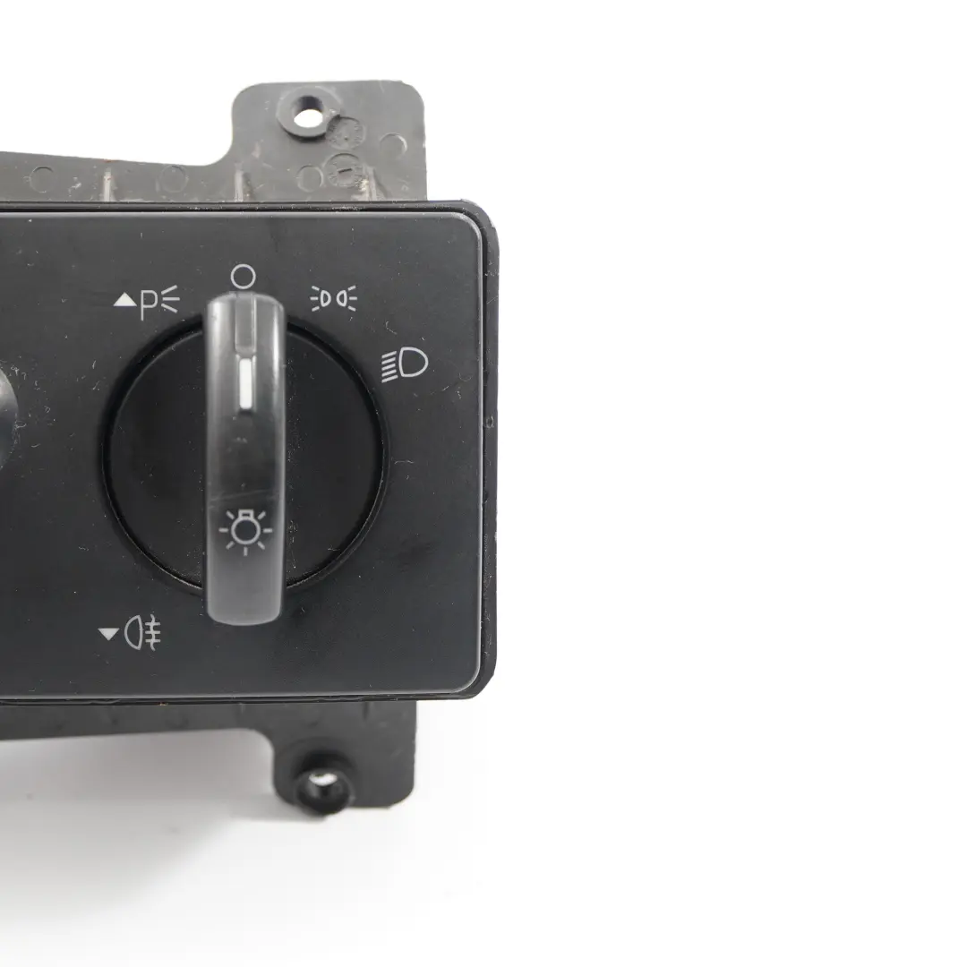Ford Transit Connect Interruttore faro Unità controllo pannello - SKU 9T16-V048B88-BD - Numero di parte 9T16-V048B88-BD