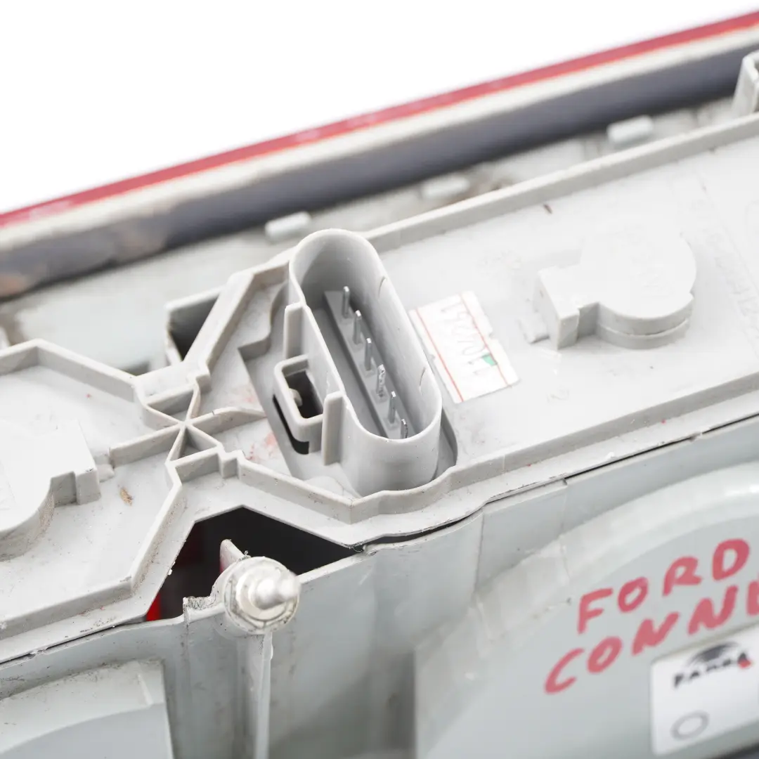 Fanale posteriore destro Pannello laterale per Ford Transit Connect con numero di parte 9T1613404AC Ford Transit Connect Fanale posteriore destro Pannello laterale - SKU 9T1613404AC - Numero di parte 9T1613404AC