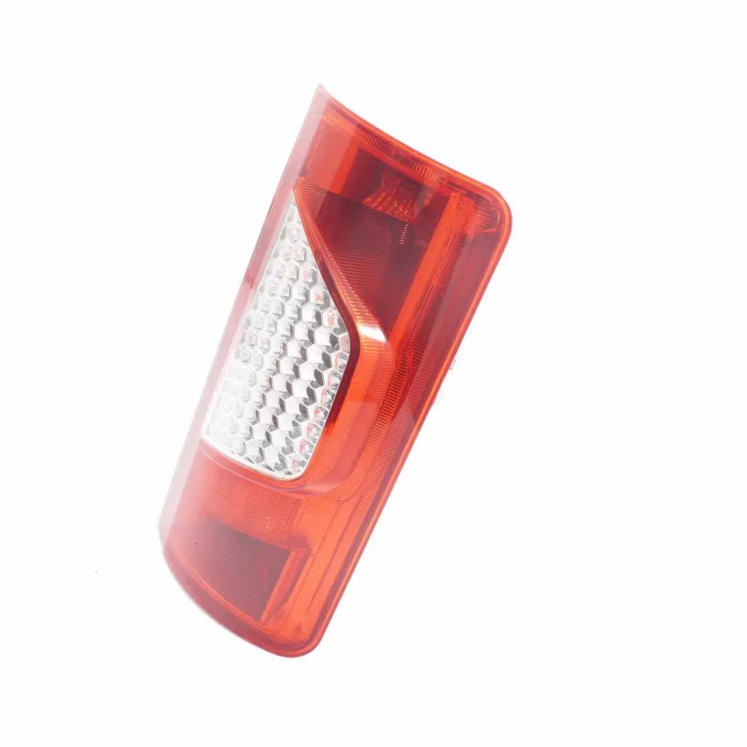 Lampa Prawy Tył do Ford Transit Connect o numerze 9T1613404AD Ford Transit Connect Lampa Prawy Tył - SKU 9T1613404AD - Numer Części 9T1613404AD