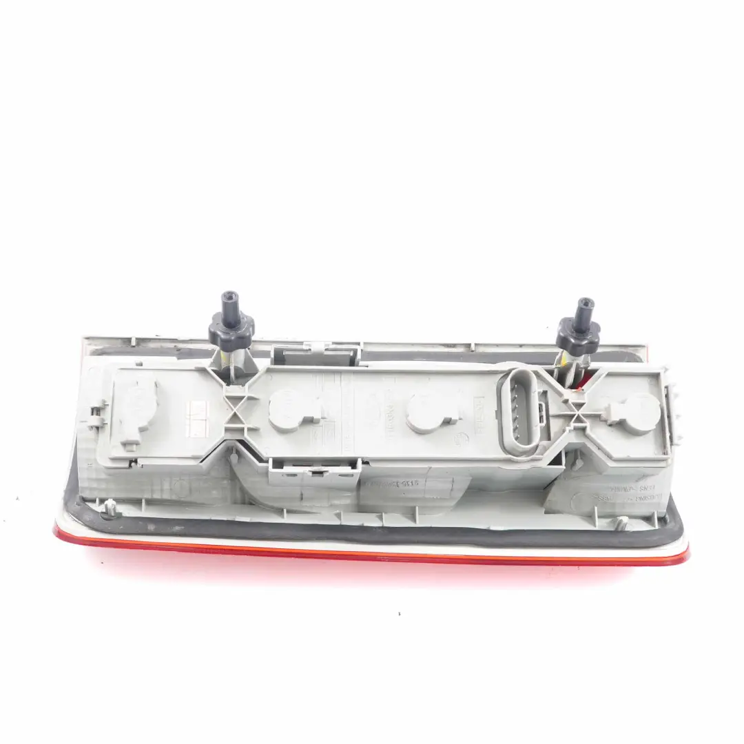 Fanale posteriore destro Lampada Pannello per Ford Transit Connect con numero di parte 9T1613404AD Ford Transit Connect Fanale posteriore destro Lampada Pannello - SKU 9T1613404AD - Numero di parte 9T1613404AD