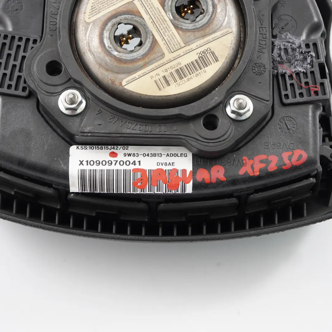 Airbag Conductor Airbag Negro para Jaguar XF 250 Volante con número de pieza 9W83-043B13-AD0LEG Jaguar XF 250 Volante Airbag Conductor Airbag Negro - SKU 9W83-043B13-AD0LEG - Número de pieza 9W83-043B13-AD0LEG