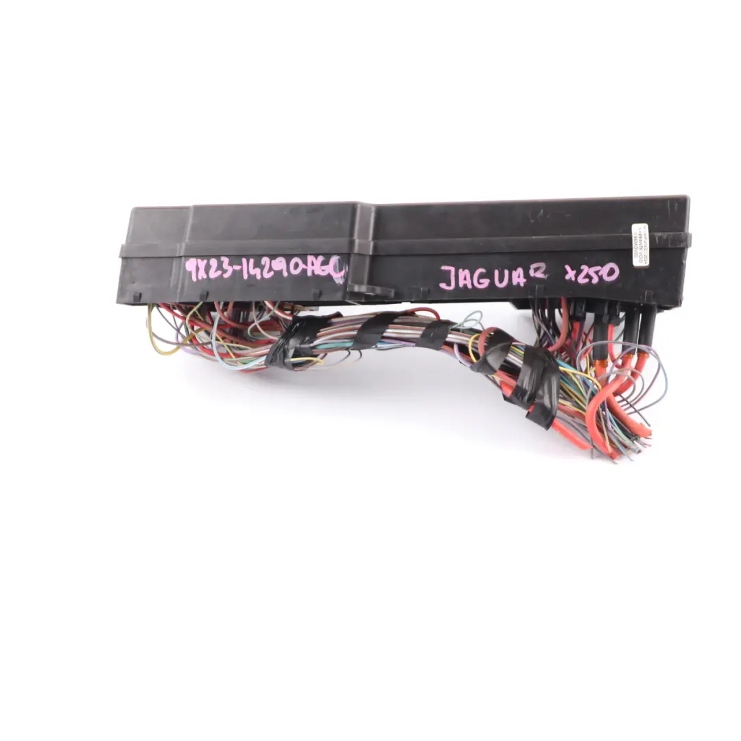 JAGUAR XF250 Fuse Box Distribution Relay Module - SKU 9X23-14290-AGC - Part number 9X23-14290-AGC