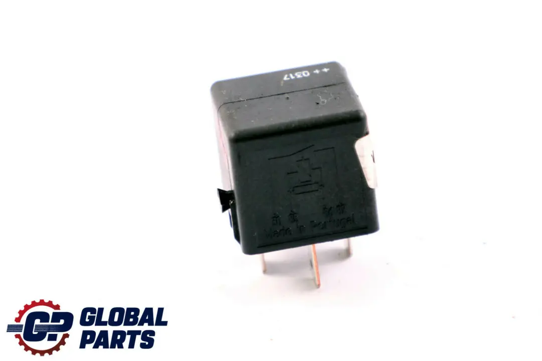 Mercedes W204 Genuine Universal In Car Black Relay 4-Pin Tyco - SKU A0025421319 - Part number A0025421319