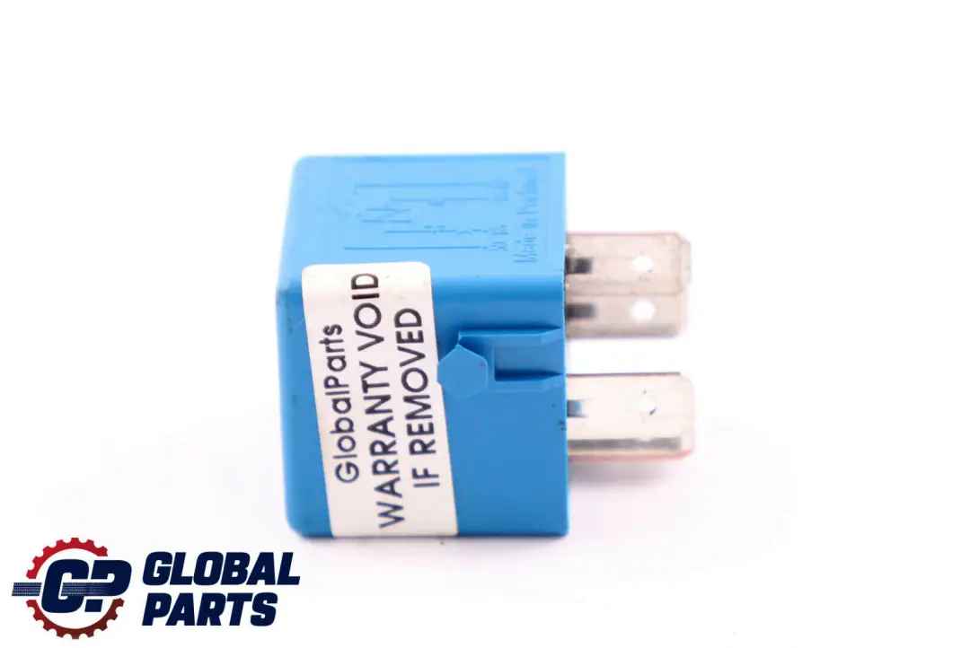 Mercedes A Classe B W169 W245 Connecteur Relais Bleu Tyco - SKU A0025422519 - Numéro de pièce A0025422519