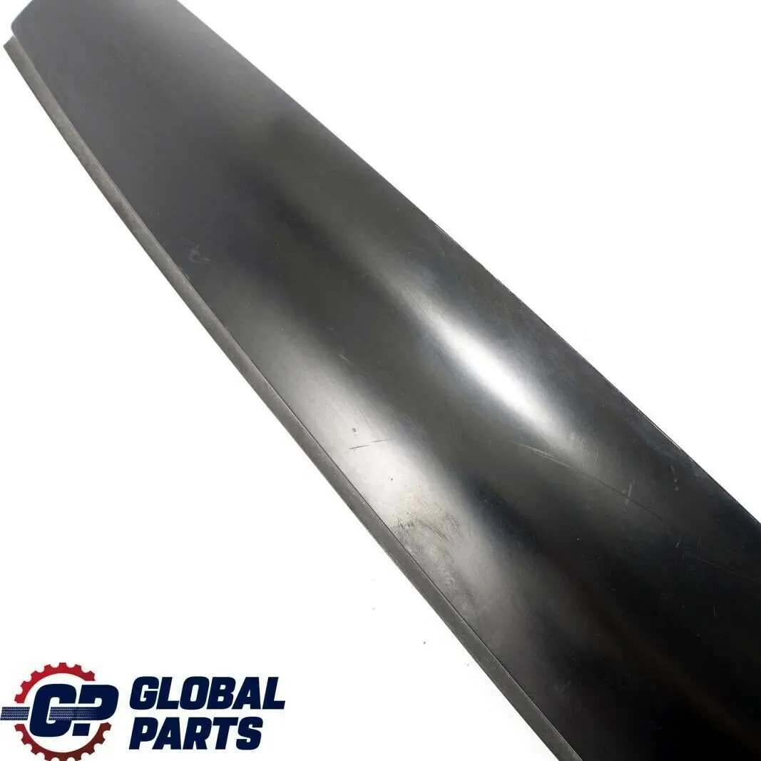 Mercedes-Benz M ML W163 Rear Right O/S Quarter Panel Moulding Cover to with Part number A1636900687 Mercedes-Benz M ML W163 Rear Right O/S Quarter Panel Moulding Cover - SKU A1636900687 - Part number A1636900687