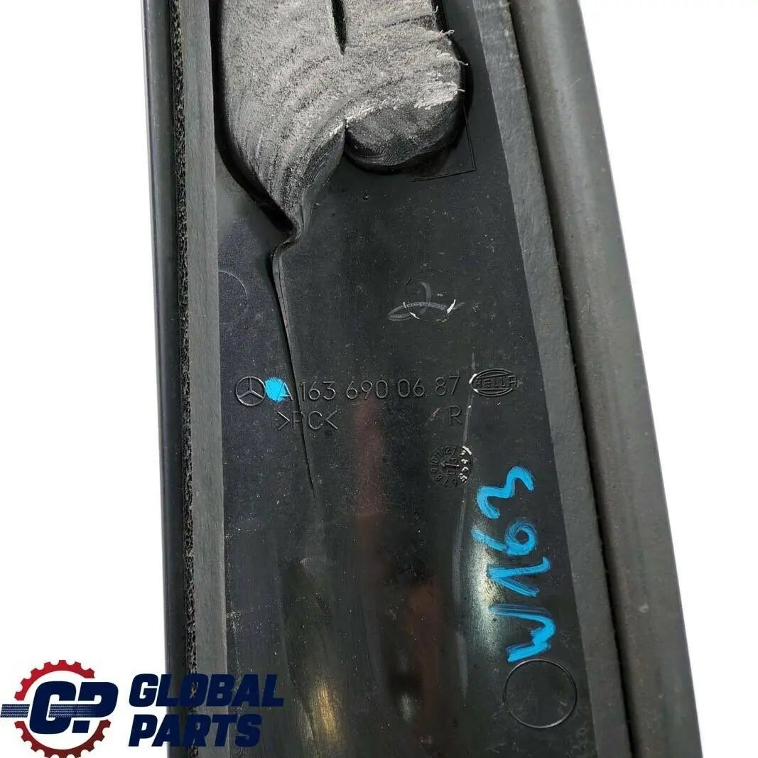 Mercedes-Benz M ML W163 Rear Right O/S Quarter Panel Moulding Cover to with Part number A1636900687 Mercedes-Benz M ML W163 Rear Right O/S Quarter Panel Moulding Cover - SKU A1636900687 - Part number A1636900687