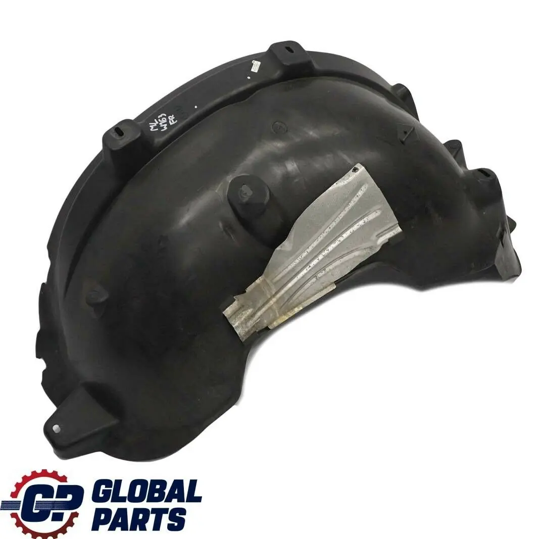 Embellecedor paso De rueda delantero derecho Mercedes-Benz Clase ML W163  - SKU A1638840822 - Número de pieza A1638840822