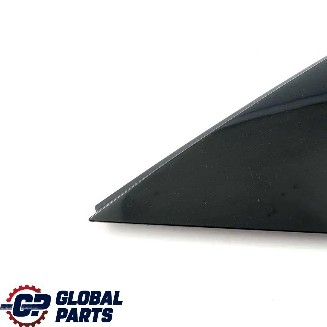 Mercedes-Benz Classe A W169 Couvercle de porte arrière gauche pour à propos du numéro de pièce A1696903387 Mercedes-Benz Classe A W169 Couvercle de porte arrière gauche - SKU A1696903387 - Numéro de pièce A1696903387