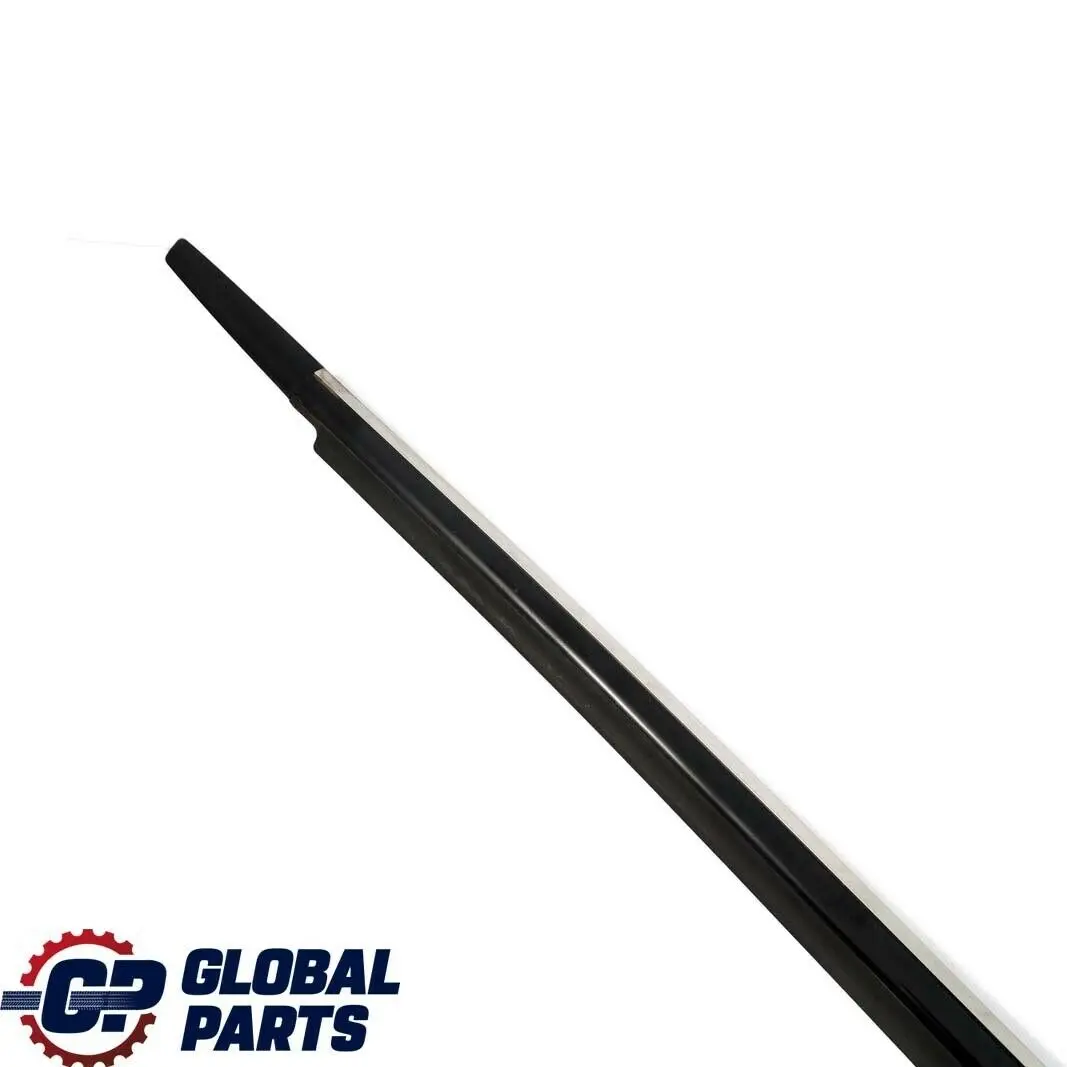 Mercedes-Benz W245 Moulure Garniture De Vitre De Porte Avant Droite pour à propos du numéro de pièce A1697200424 Mercedes-Benz W245 Moulure Garniture De Vitre De Porte Avant Droite - SKU A1697200424 - Numéro de pièce A1697200424