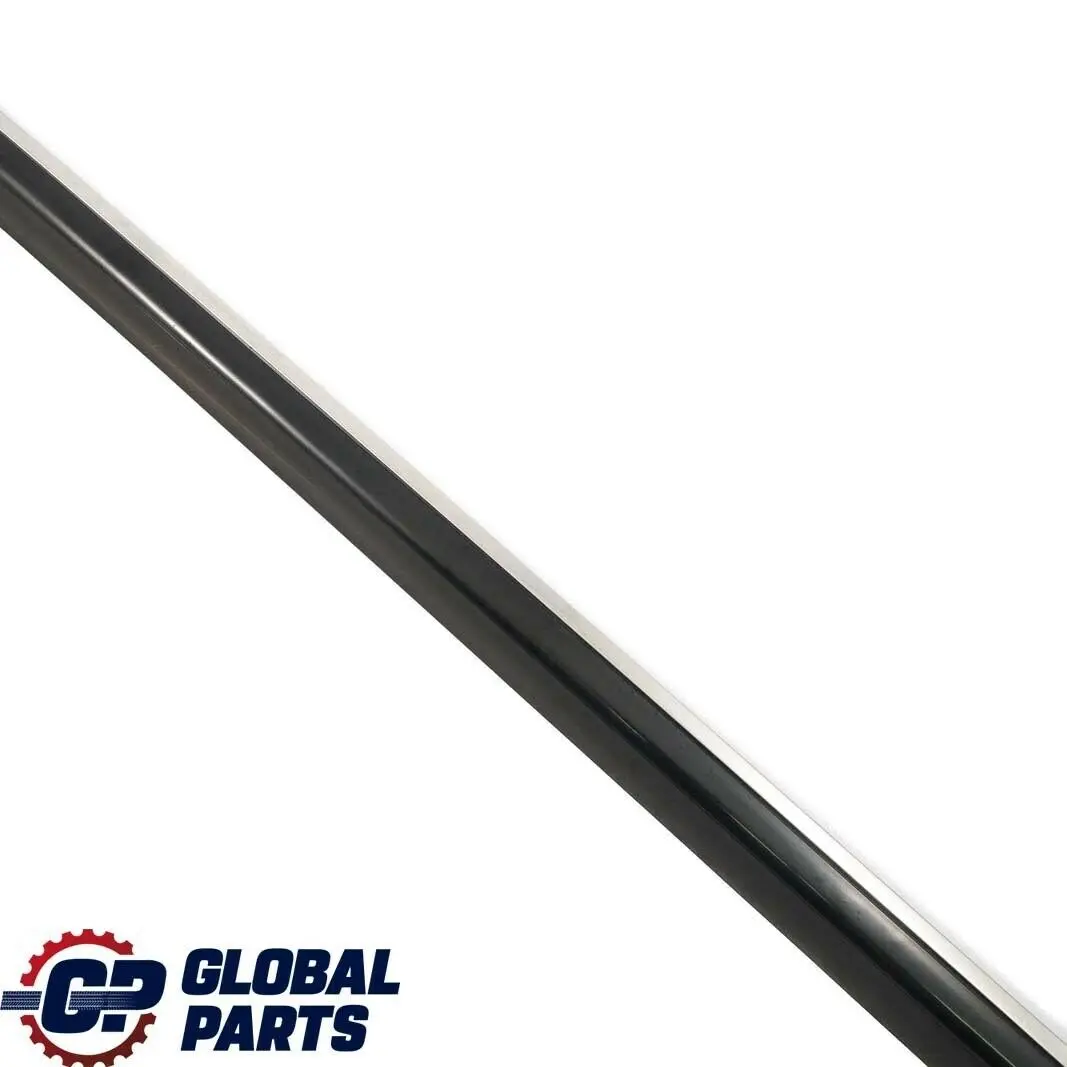 Moldura de ventana de puerta delantera derecha para Mercedes W245 con número de pieza A1697200424 Mercedes W245 Moldura de ventana de puerta delantera derecha - SKU A1697200424 - Número de pieza A1697200424