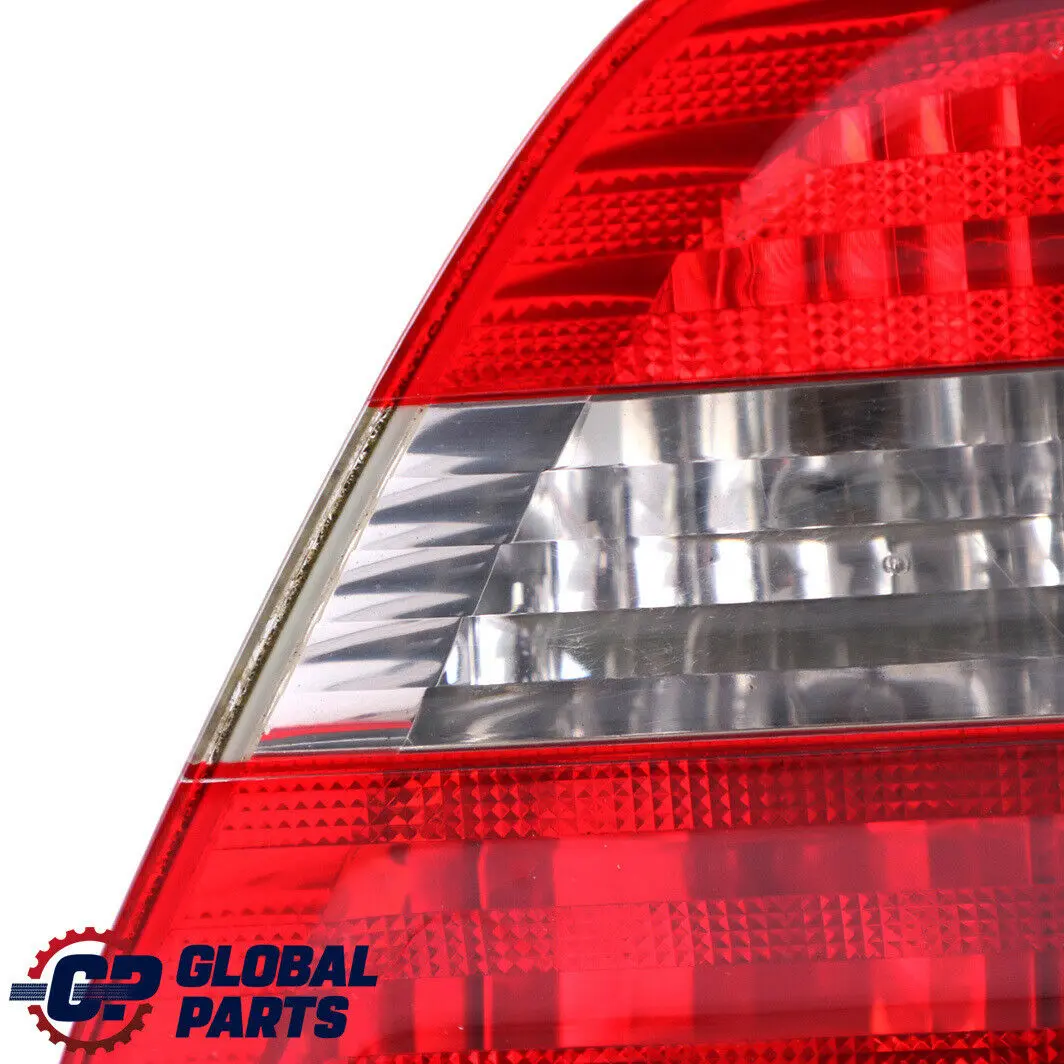 Mercedes W245 Lampa W Klapę Tylna Prawa Tył Prawy - SKU A1698201664 - Numer Części A1698201664