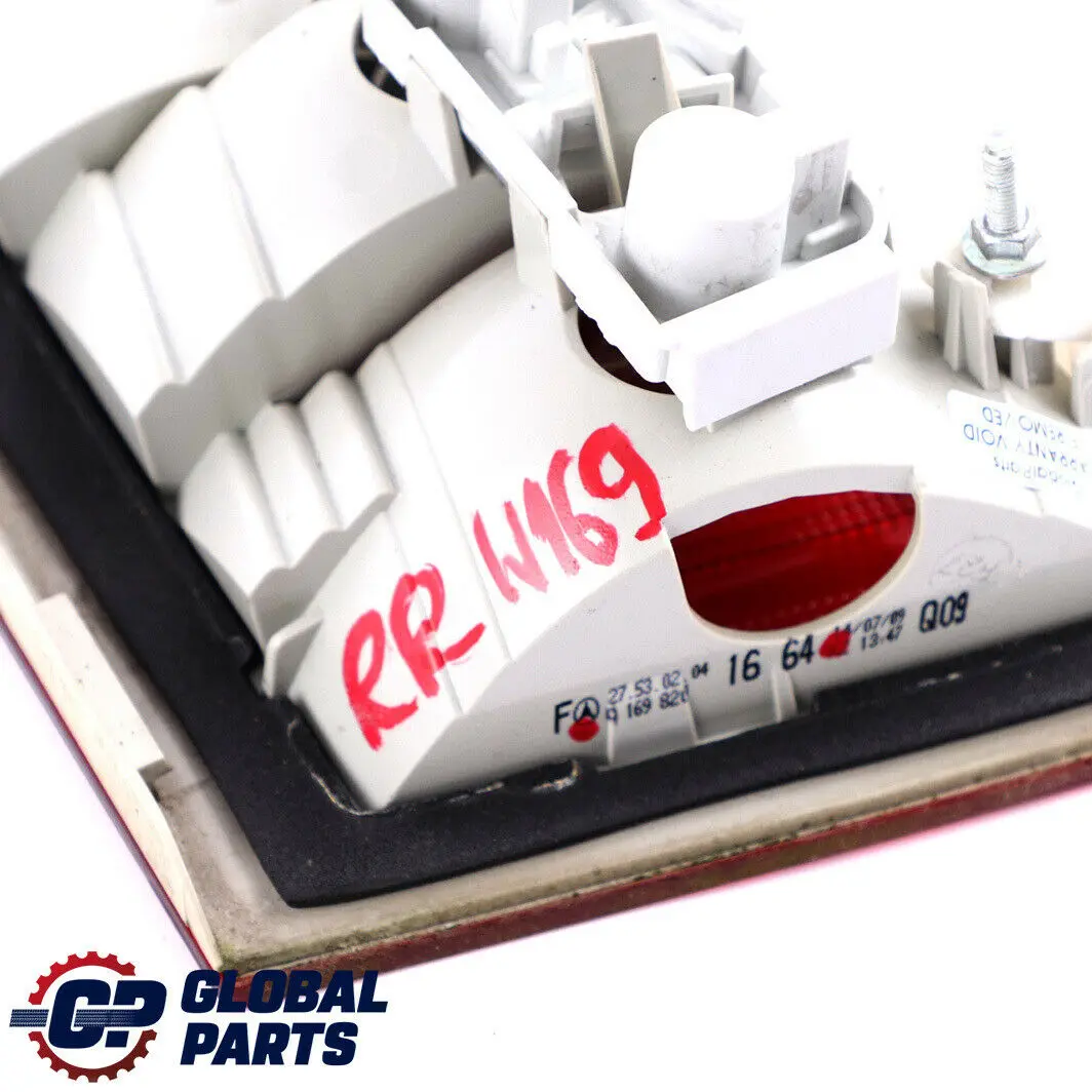 Rücklicht Hinten Rechts Seite Lampe für Mercedes W245 mit Teilenummer A1698201664 Mercedes W245 Rücklicht Hinten Rechts Seite Lampe - SKU A1698201664 - Teilenummer A1698201664