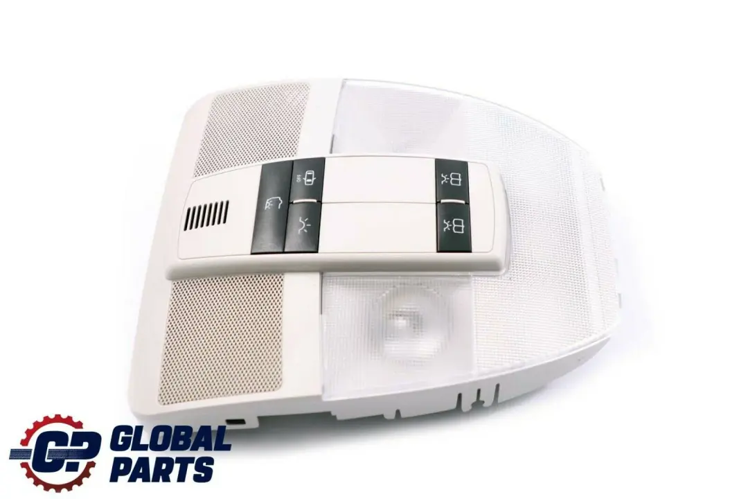 Luz De techo interior Luz De lectura delantera para Mercedes W169 W245 con número de pieza A1698209601 Mercedes W169 W245 Luz De techo interior Luz De lectura delantera - SKU A1698209601 - Número de pieza A1698209601