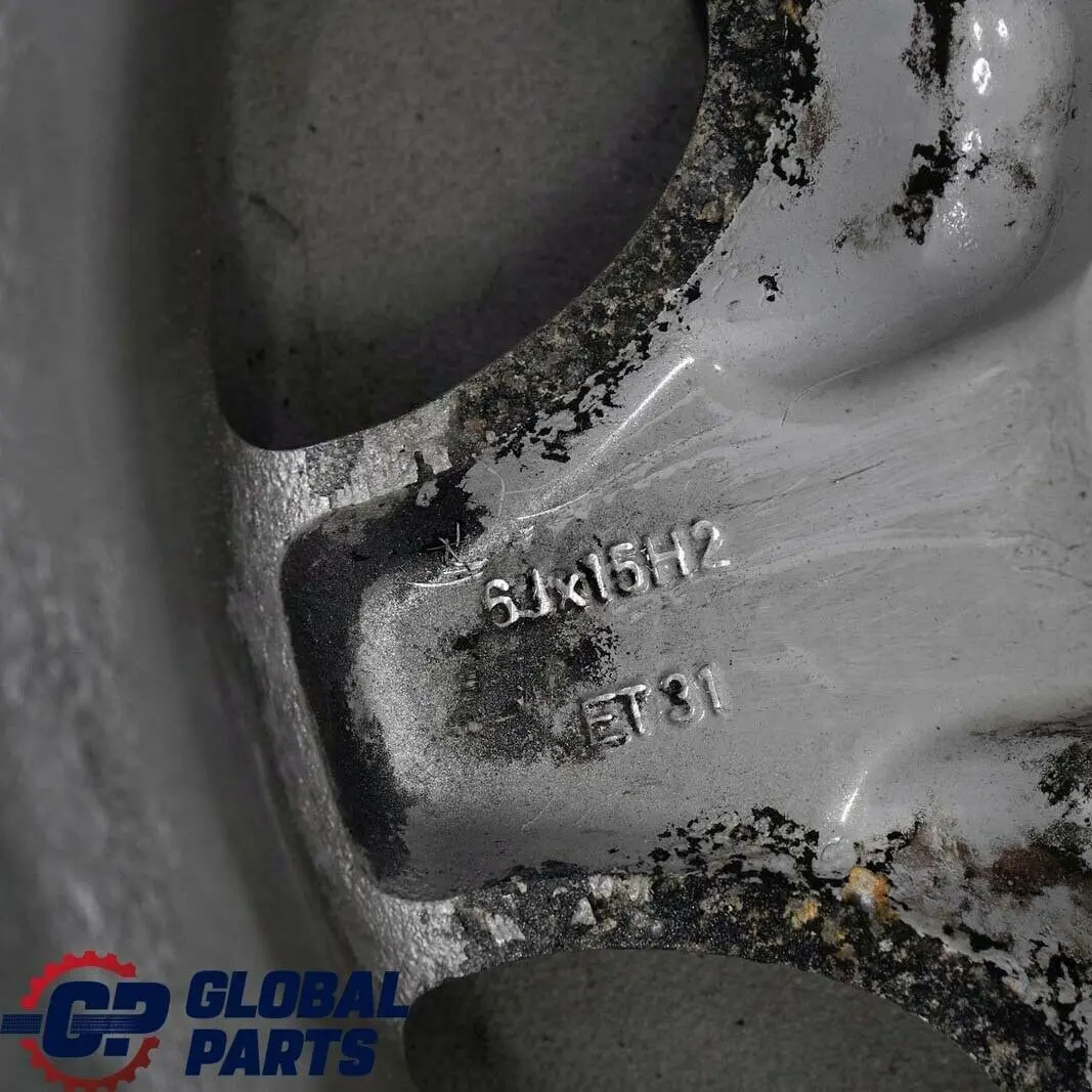 Mercedes-Benz C-Klasse W203 Silber Alufelge Alu Felge 15" 6J ET:31 für mit Teilenummer A2034010102 Mercedes-Benz C-Klasse W203 Silber Alufelge Alu Felge 15" 6J ET:31 - SKU A2034010102-2 - Teilenummer A2034010102