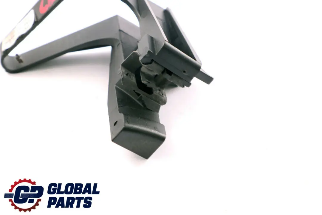  Mercedes-Benz Classe CLC CL203 Arriere Droite Support Rayon Inferieur - SKU A2036900214 - Numéro de pièce A2036900214