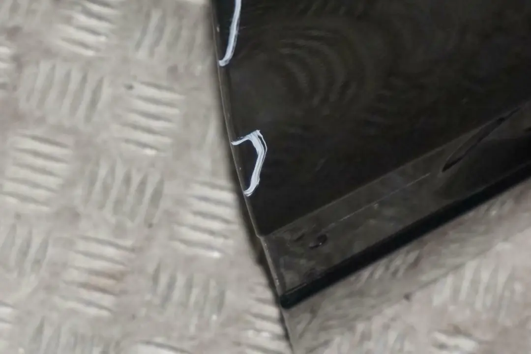 Klasse CL203 Tür Vorne Rechts Obsidian Schwarz Metallic 197U für Mercedes CLC mit Teilenummer A2037201605 Mercedes CLC Klasse CL203 Tür Vorne Rechts Obsidian Schwarz Metallic 197U - SKU A2037201605-OB - Teilenummer A2037201605